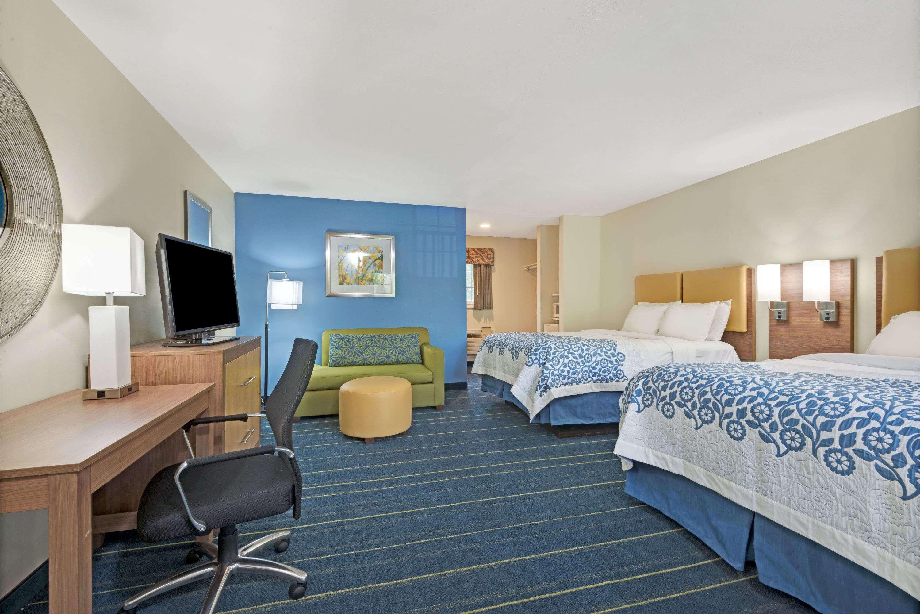 Days Inn By Wyndham Ridgefield Exterior photo